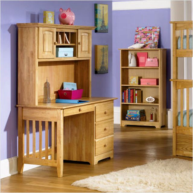 Atlantic Furniture Windsor Eco-Friendly Desk & Hutch, Maple